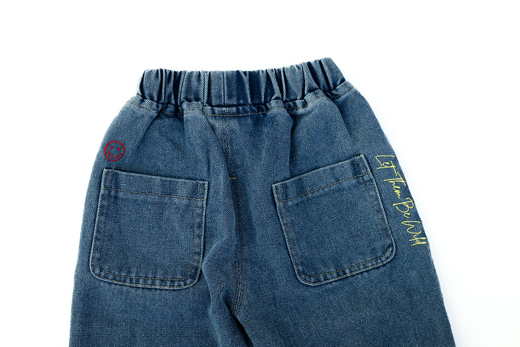 Bella & Row | The Free Jean | River