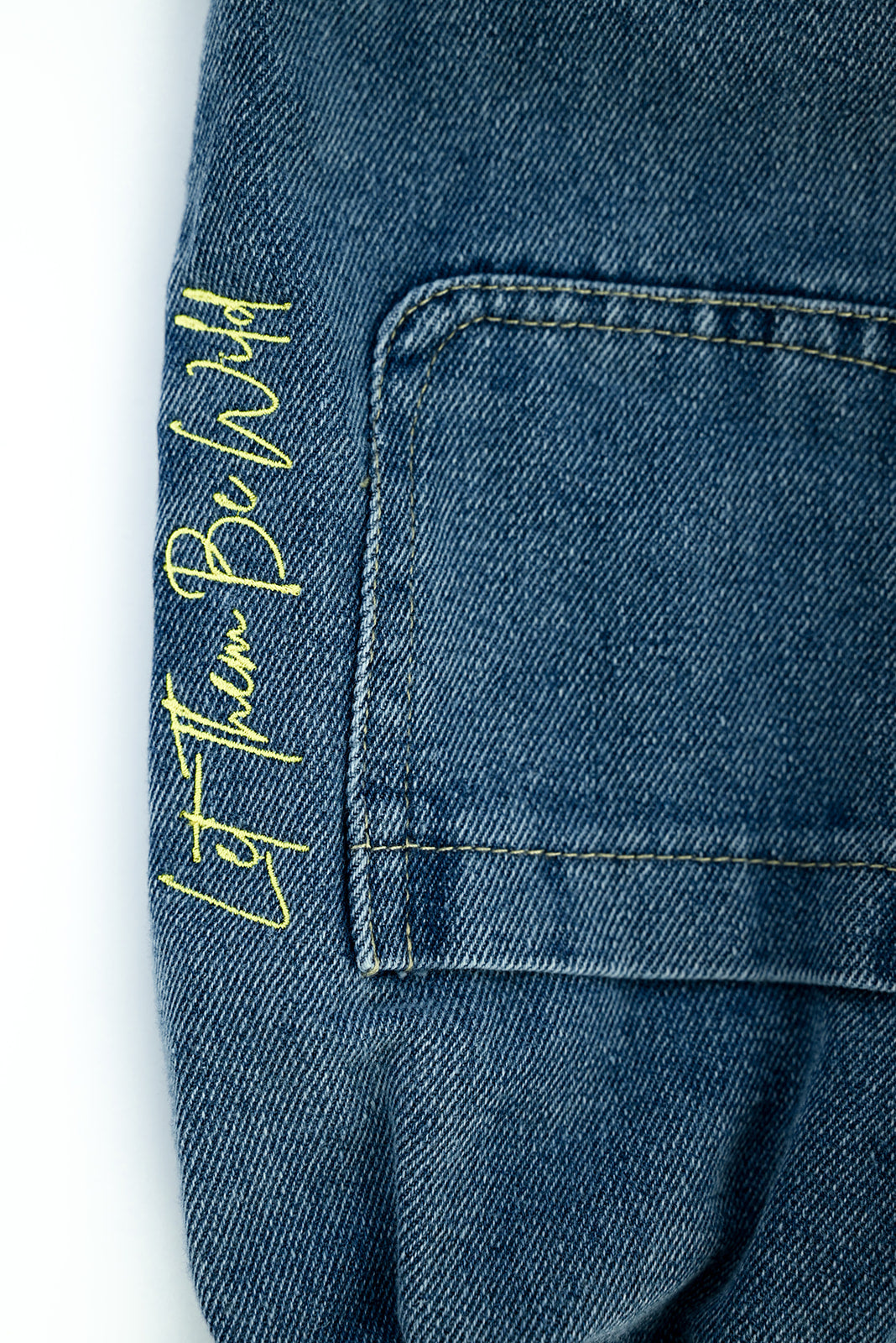 Bella & Row | The Free Jean | River